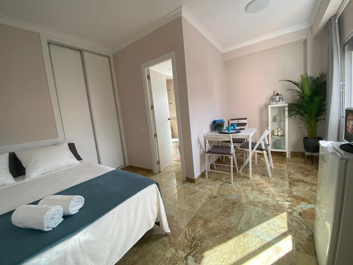 Cozy Studio Centr Torremolinos 0*,